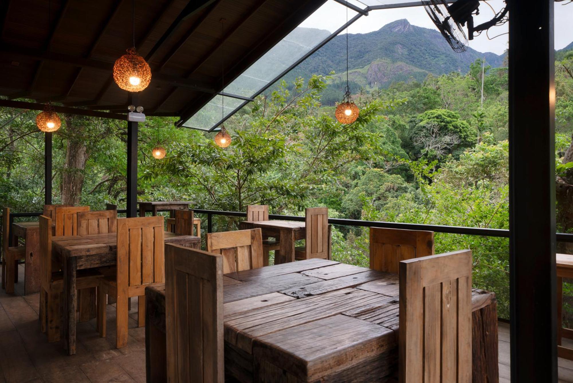The Glenrock Wellness Nature Resort Белихул Оя Екстериор снимка