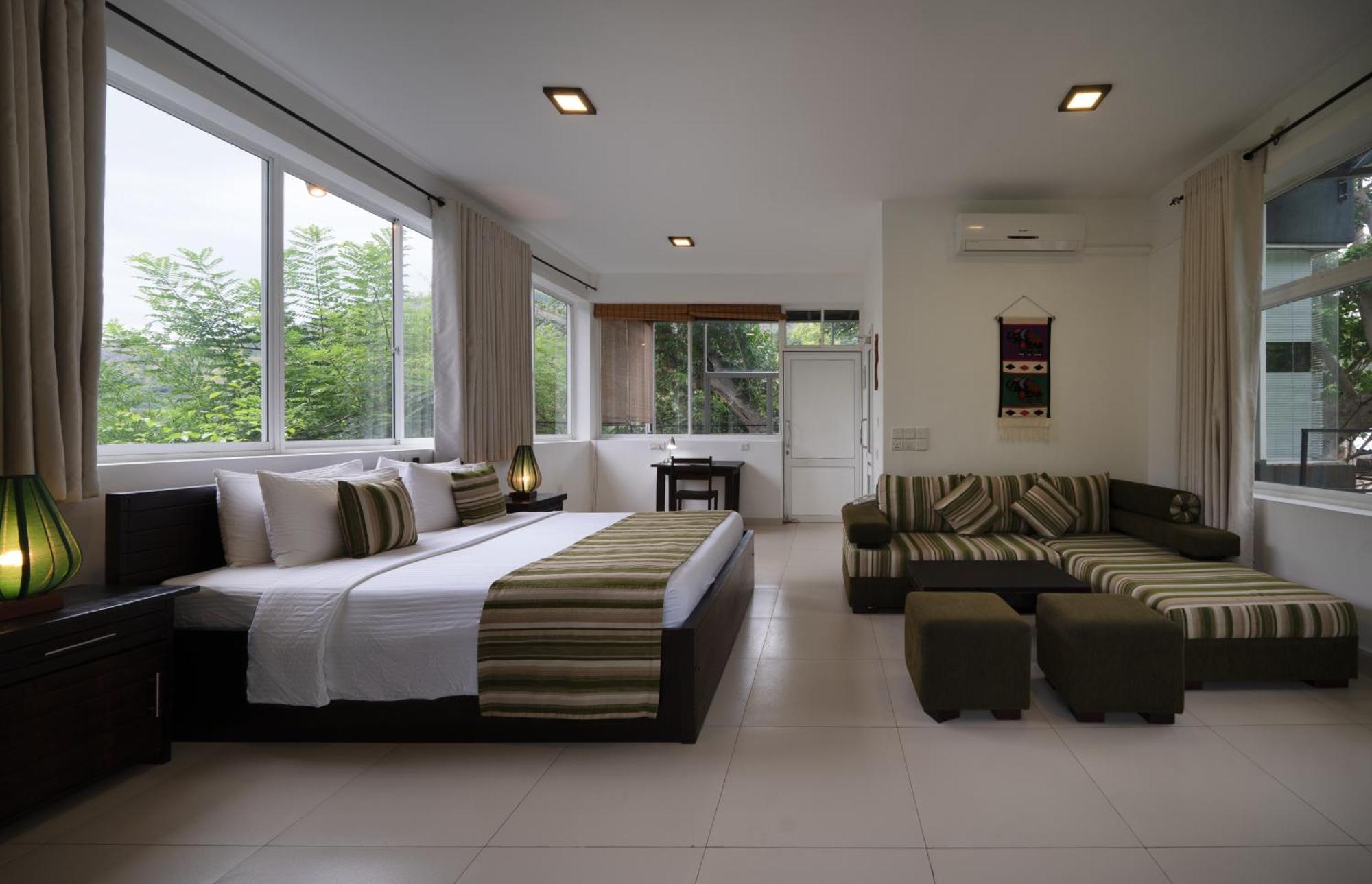 The Glenrock Wellness Nature Resort Белихул Оя Екстериор снимка