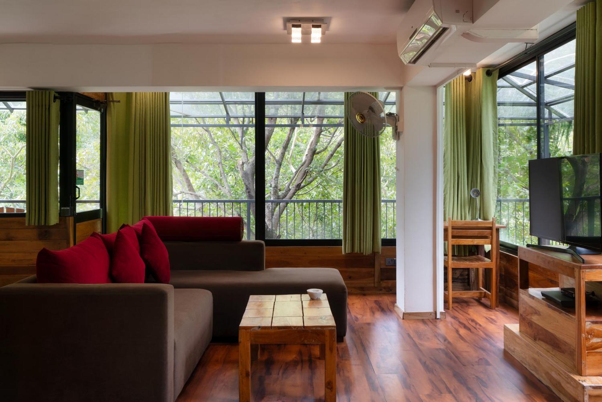 The Glenrock Wellness Nature Resort Белихул Оя Екстериор снимка