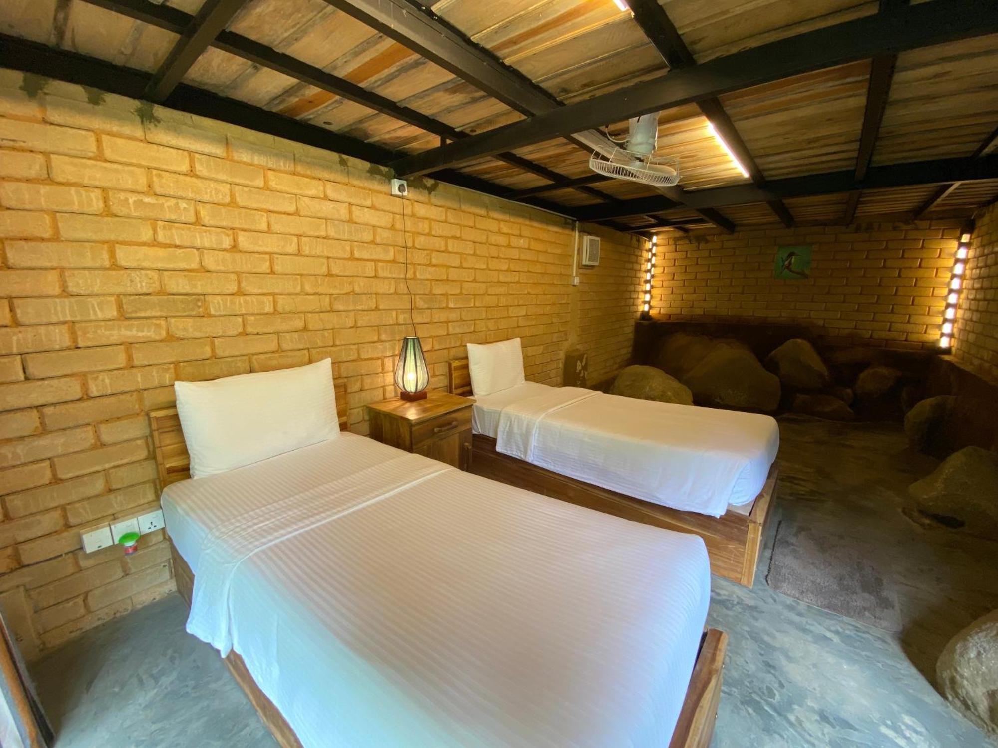 The Glenrock Wellness Nature Resort Белихул Оя Екстериор снимка