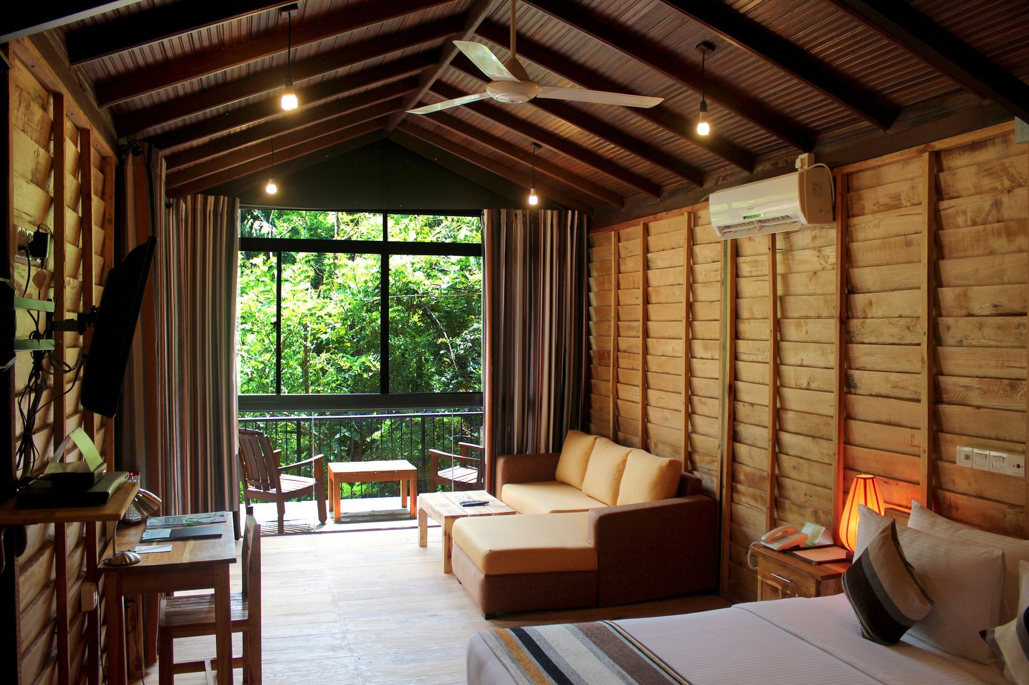 The Glenrock Wellness Nature Resort Белихул Оя Екстериор снимка